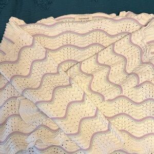 Francesca's Collections Cream and Pink Sweater